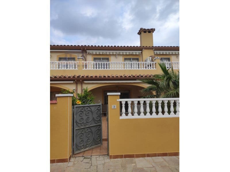 3 bedroom Terraced Villa for sale in Miami Playa / Miami Platja with garage - € 294,000 (Ref: 9824764)