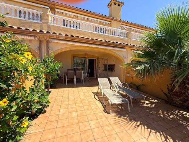 3 quarto Moradia em Banda para venda em Miami Playa / Miami Platja, Mont-roig del Camp com garagem - 298 000 € (Ref: 9824764)