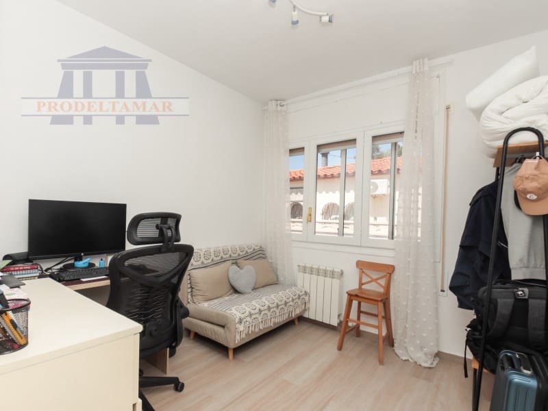 3 soverom Villa til salgs i Miami Playa / Miami Platja med garasje - € 379 000 (Ref: 9939589)