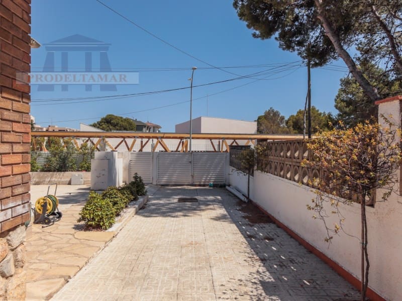 3 soverom Villa til salgs i Miami Playa / Miami Platja med garasje - € 379 000 (Ref: 9939589)