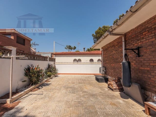 3 chambre Villa/Maison à vendre à Miami Playa / Miami Platja, Mont-roig del Camp avec garage - 379 000 € (Ref: 9939589)