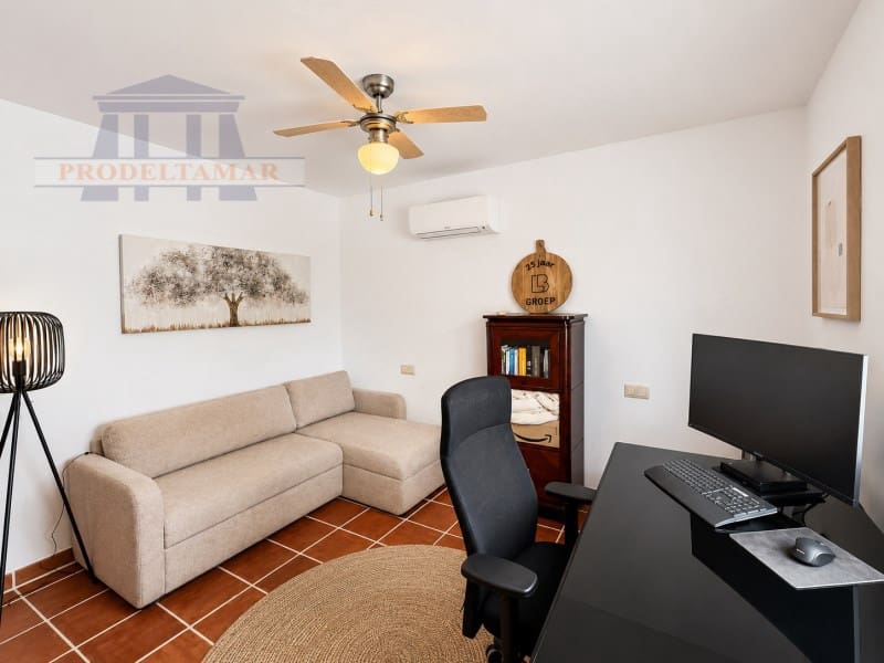 4 bedroom Finca/Country House for sale in L'Ampolla with pool - € 530,000 (Ref: 9954875)