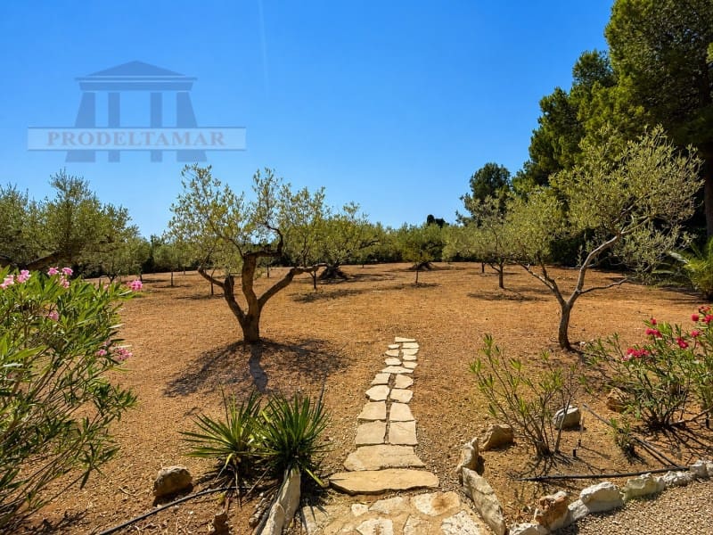 4 bedroom Finca/Country House for sale in L'Ampolla with pool - € 530,000 (Ref: 9954875)