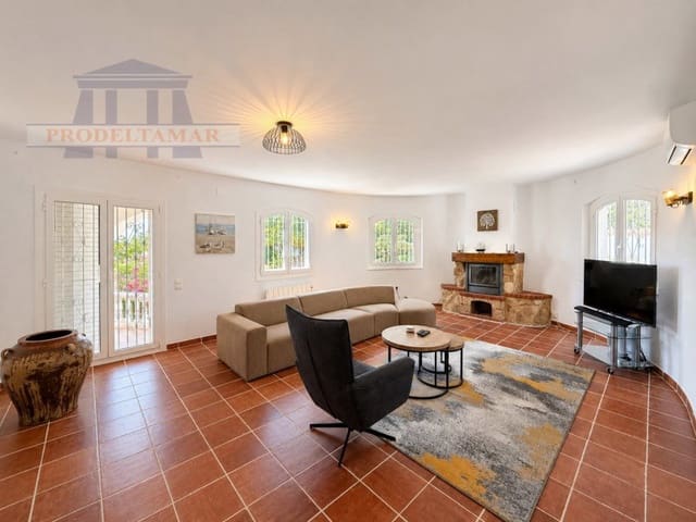 4 sovrum Finca/Hus på landet till salu i L'Ampolla med pool - 530 000 € (Ref: 9954875)