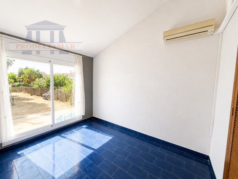 3 slaapkamer Villa te koop in L'Ampolla - € 268.000 (Ref: 9955674)