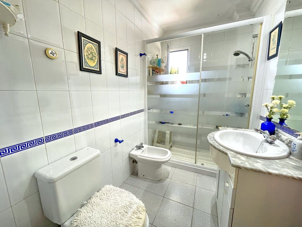 1 Zimmer Wohnung zu verkaufen in Caleta de Velez - 249.000 € (Ref: 10048851)