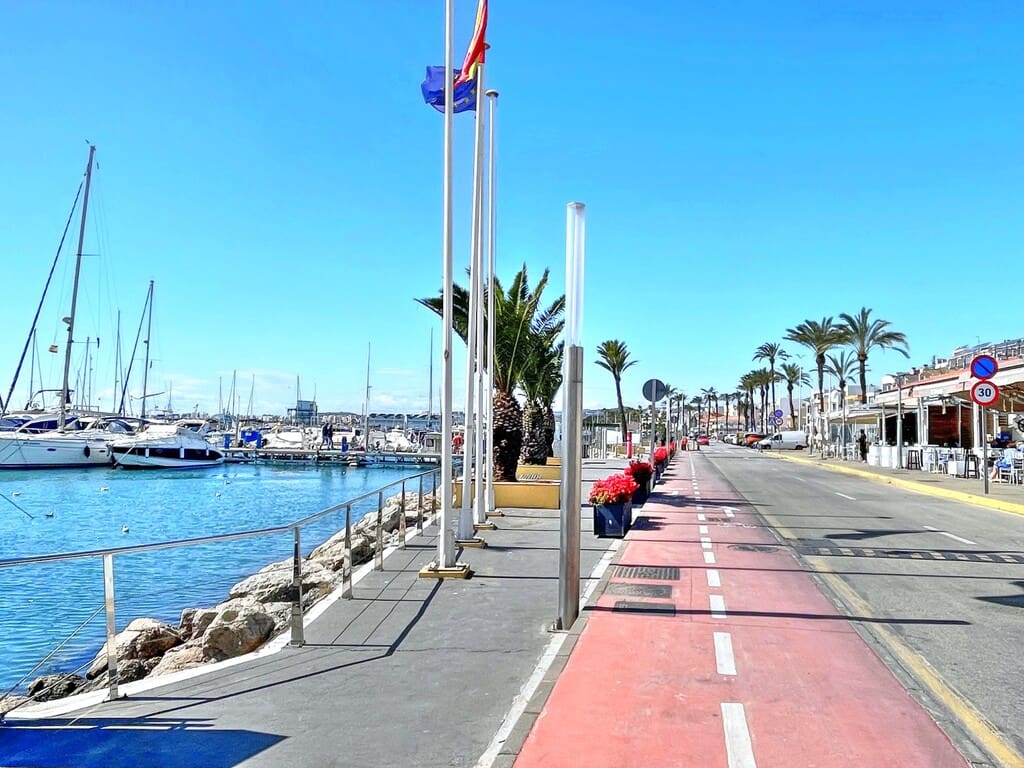 1 Zimmer Wohnung zu verkaufen in Caleta de Velez - 249.000 € (Ref: 10048851)