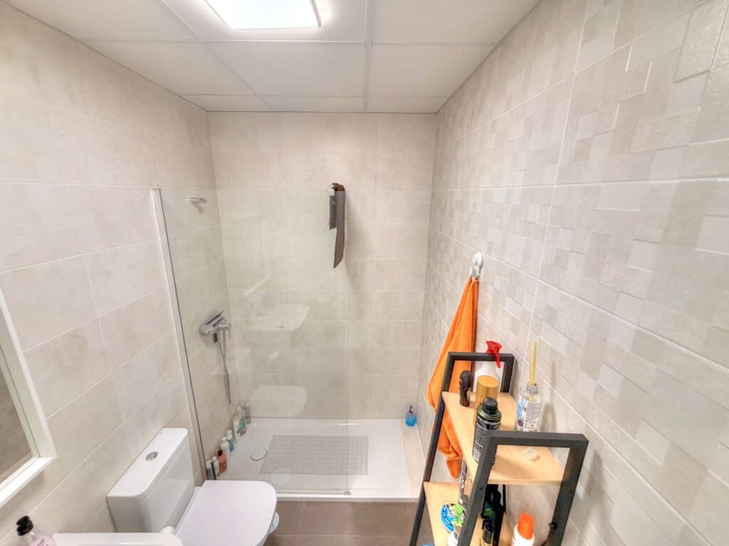2 soverom Leilighet til leie i Benajarafe med svømmebasseng garasje - € 950 (Ref: 10061352)