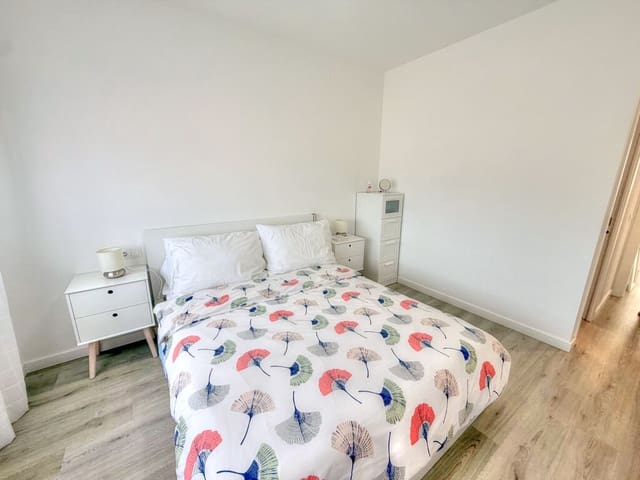 2 soverom Leilighet til leie i Benajarafe, Vélez-Málaga med svømmebasseng garasje - € 950 (Ref: 10061352)