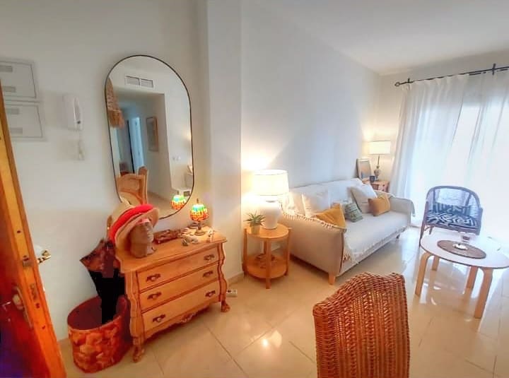 2 sovrum Lägenhet att hyra i Benajarafe med pool garage - 1 200 € (Ref: 10118831)