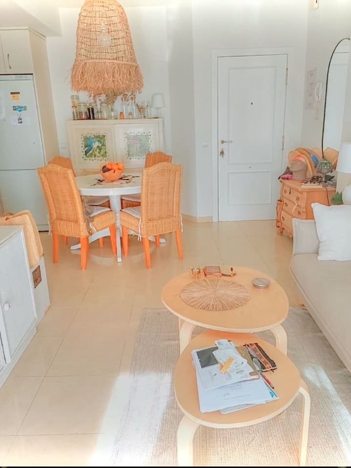 2 sovrum Lägenhet att hyra i Benajarafe med pool garage - 1 200 € (Ref: 10118831)