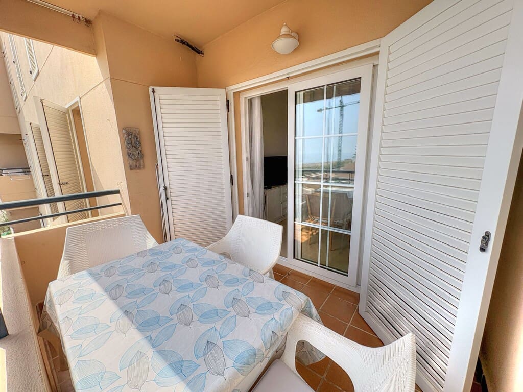 2 sovrum Lägenhet att hyra i Benajarafe med pool garage - 1 200 € (Ref: 10118831)