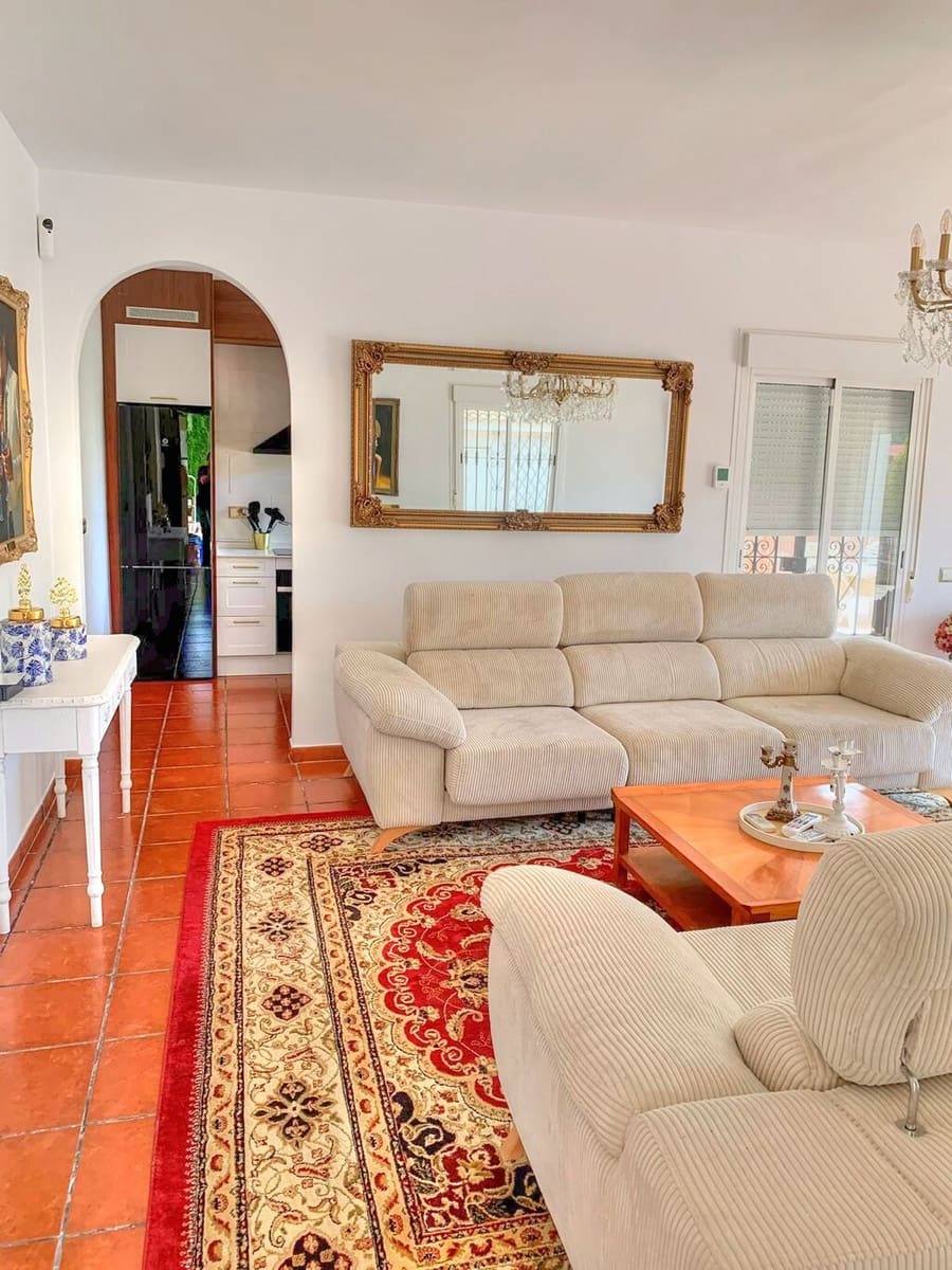2 sovrum Villa att hyra i Alcaucin med pool garage - 1 300 € (Ref: 10128121)