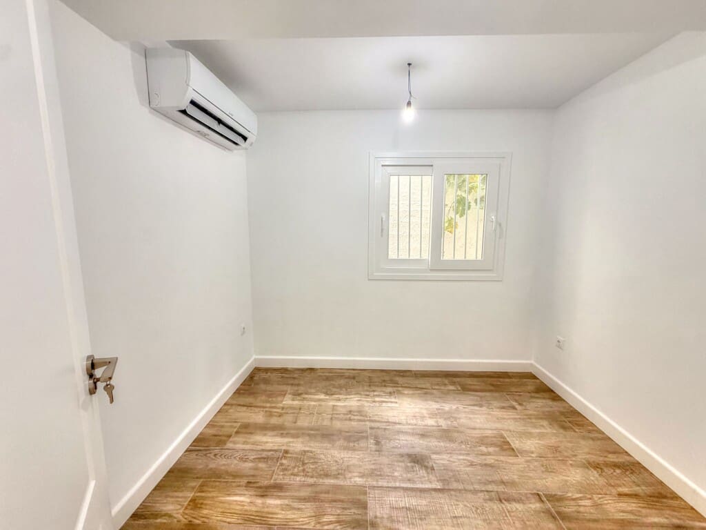 5 slaapkamer Huis te koop in Competa met garage - € 350.000 (Ref: 10148343)