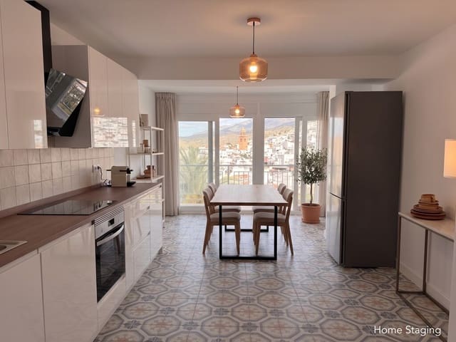 5 slaapkamer Huis te koop in Cómpeta met garage - € 350.000 (Ref: 10148343)