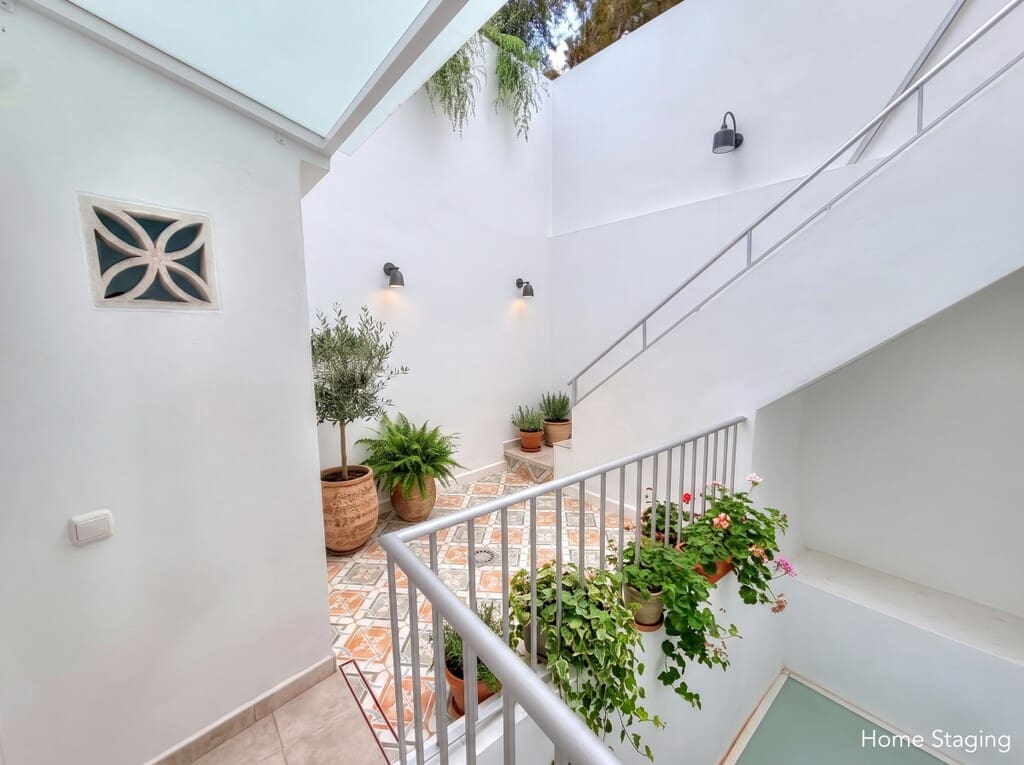 5 slaapkamer Huis te koop in Competa met garage - € 350.000 (Ref: 10148343)
