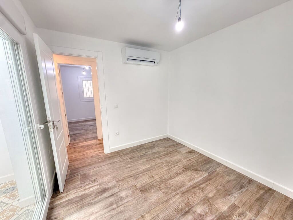 5 slaapkamer Huis te koop in Competa met garage - € 350.000 (Ref: 10148343)