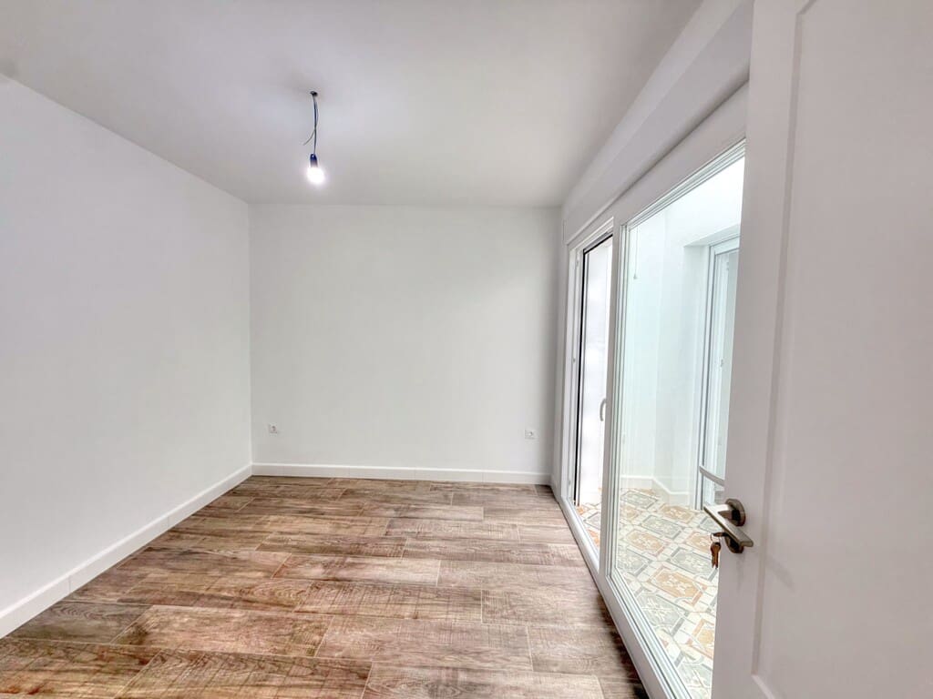 5 slaapkamer Huis te koop in Competa met garage - € 350.000 (Ref: 10148343)