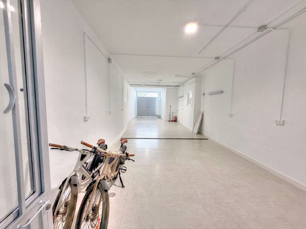 5 slaapkamer Huis te koop in Competa met garage - € 350.000 (Ref: 10148343)