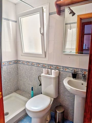 2 soveværelse Penthouse til leje i Viñuela med swimmingpool garage - € 950 (Ref: 10159109)