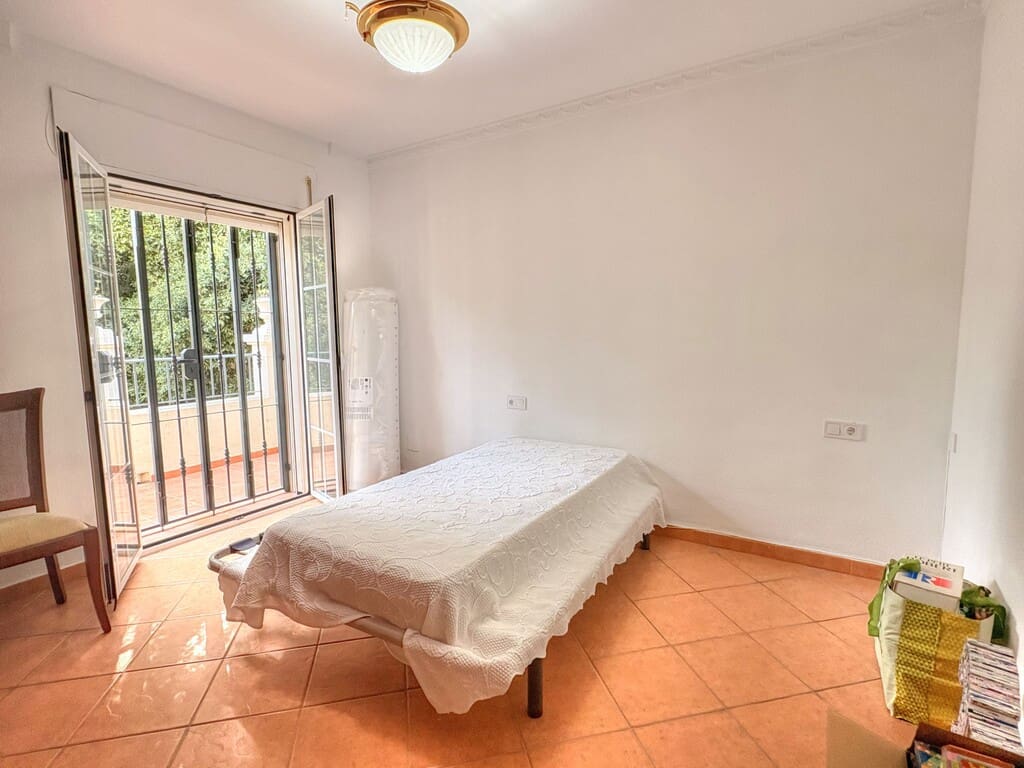 3 soveværelse Byhus til salg i Benajarafe - € 389.000 (Ref: 10161050)