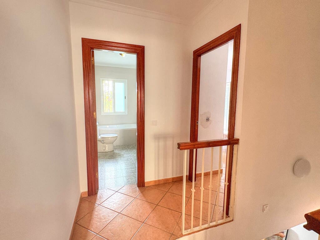 3 soveværelse Byhus til salg i Benajarafe - € 389.000 (Ref: 10161050)