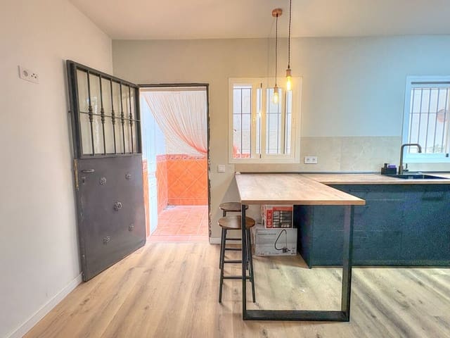 3 soveværelse Byhus til salg i Benajarafe, Vélez-Málaga - € 389.000 (Ref: 10161050)