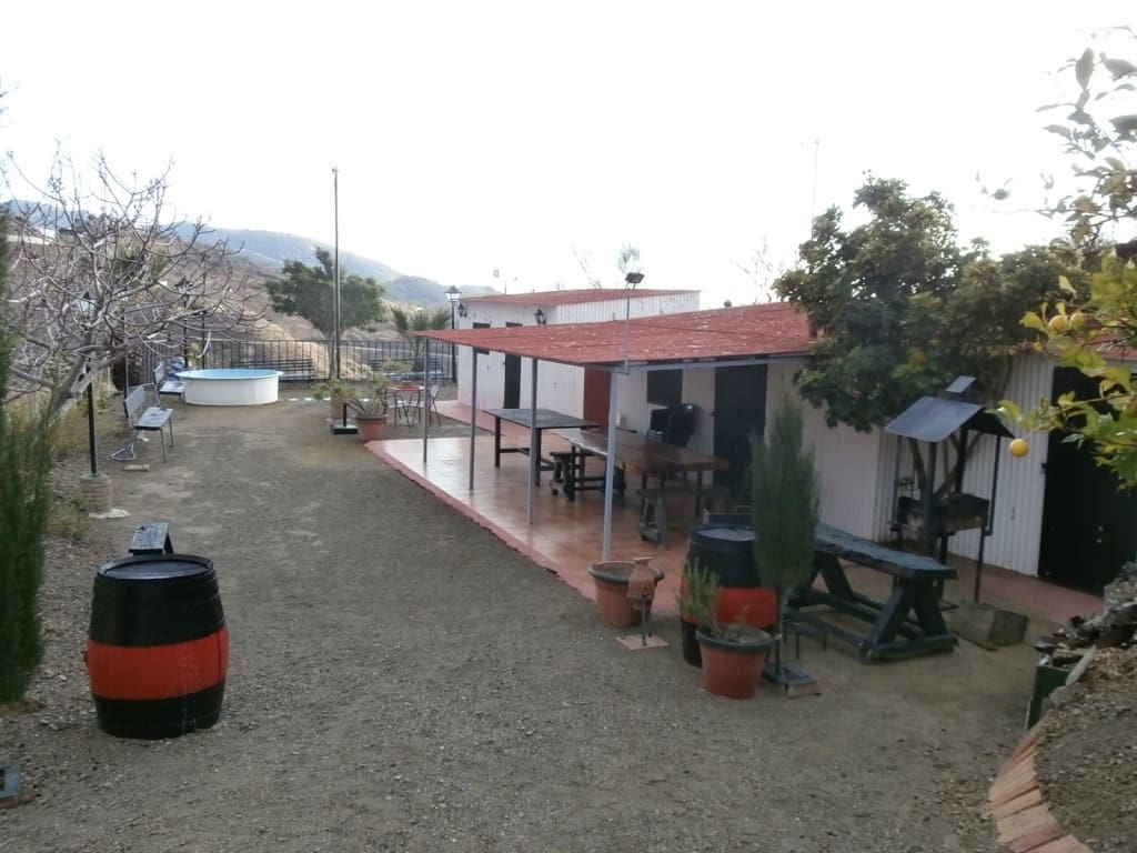 Grunde uden byggetilladelser til salg i Canillas de Aceituno - € 470.000 (Ref: 1968294)