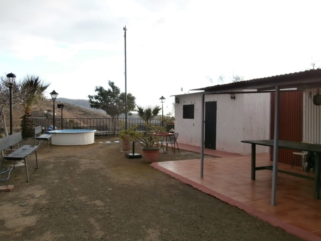 Grunde uden byggetilladelser til salg i Canillas de Aceituno - € 470.000 (Ref: 1968294)