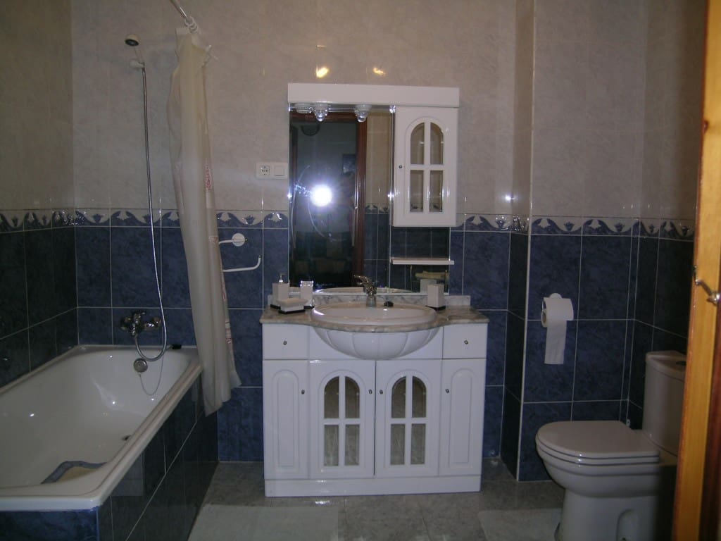 5 soveværelse Byhus til salg i Colmenar - € 335.000 (Ref: 2777051)