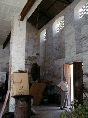 4 bedroom Commercial for sale in Comares with garage - € 1,100,000 (Ref: 2777059)