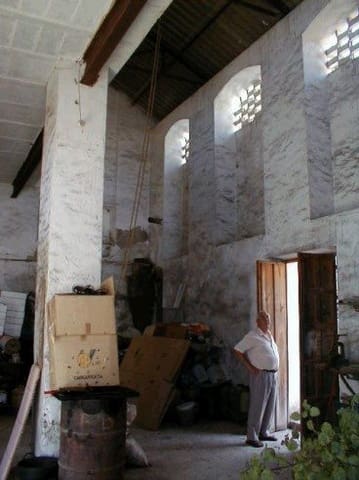 4 soveværelse Erhverv til salg i Comares med garage - € 1.100.000 (Ref: 2777059)