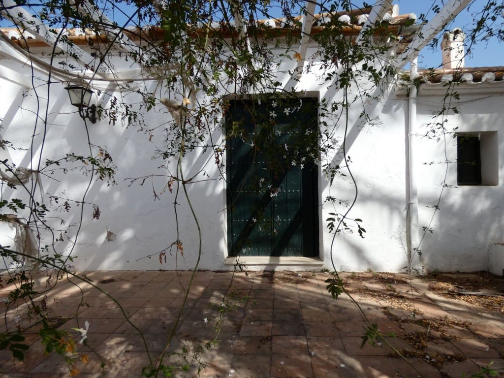 12 sovrum Finca/Hus på landet till salu i Almayate - 3 000 000 € (Ref: 3576715)