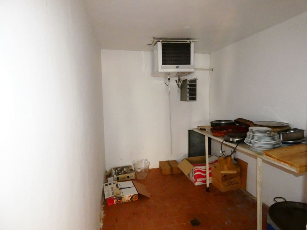 12 sovrum Finca/Hus på landet till salu i Almayate - 3 000 000 € (Ref: 3576715)