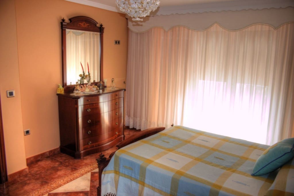 7 bedroom Townhouse for sale in Casarabonela - € 637,000 (Ref: 3577911)