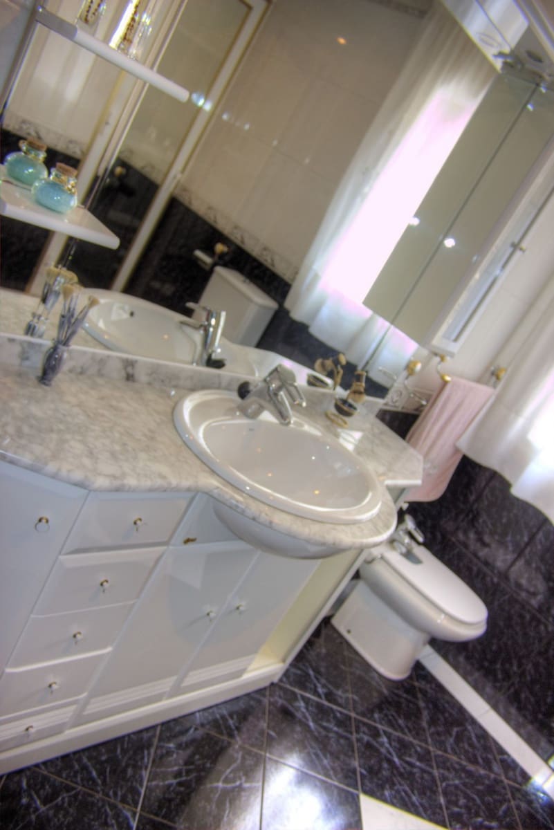 7 bedroom Townhouse for sale in Casarabonela - € 637,000 (Ref: 3577911)