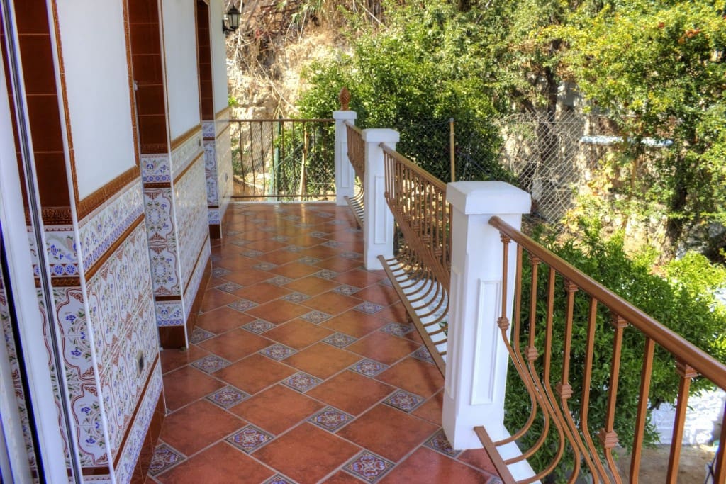 7 bedroom Townhouse for sale in Casarabonela - € 637,000 (Ref: 3577911)