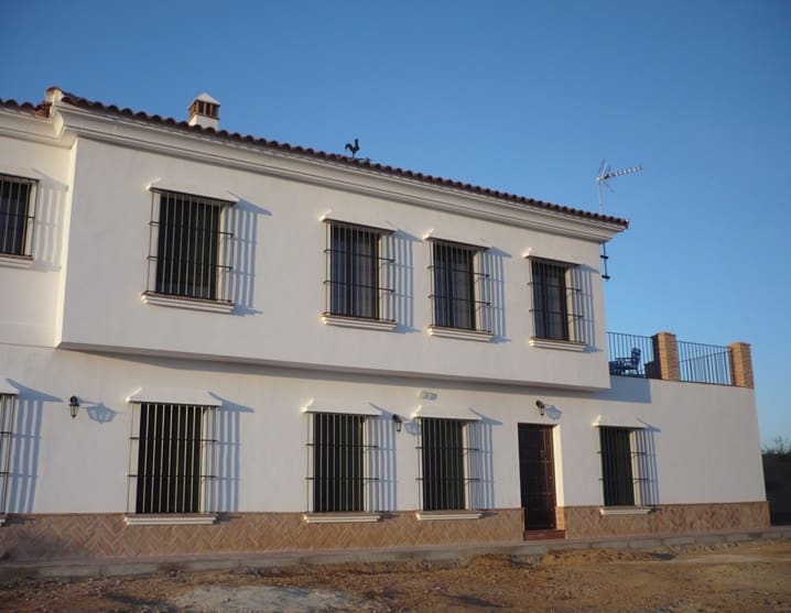 3 soveværelse Villa til salg i Sevilla by - € 469.000 (Ref: 3674173)