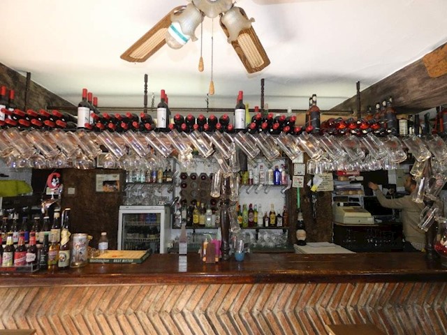 9 soverom Restaurant/Bar til salgs i Alcaucín - € 649 000 (Ref: 3771106)