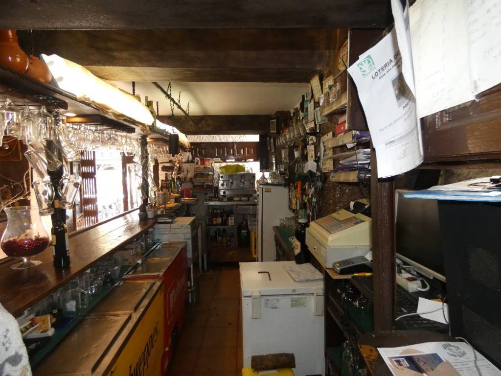 9 soverom Restaurant/Bar til salgs i Alcaucin - € 649 000 (Ref: 3771106)