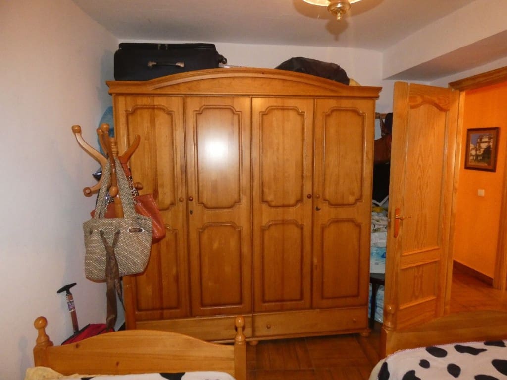 9 soverom Restaurant/Bar til salgs i Alcaucin - € 649 000 (Ref: 3771106)