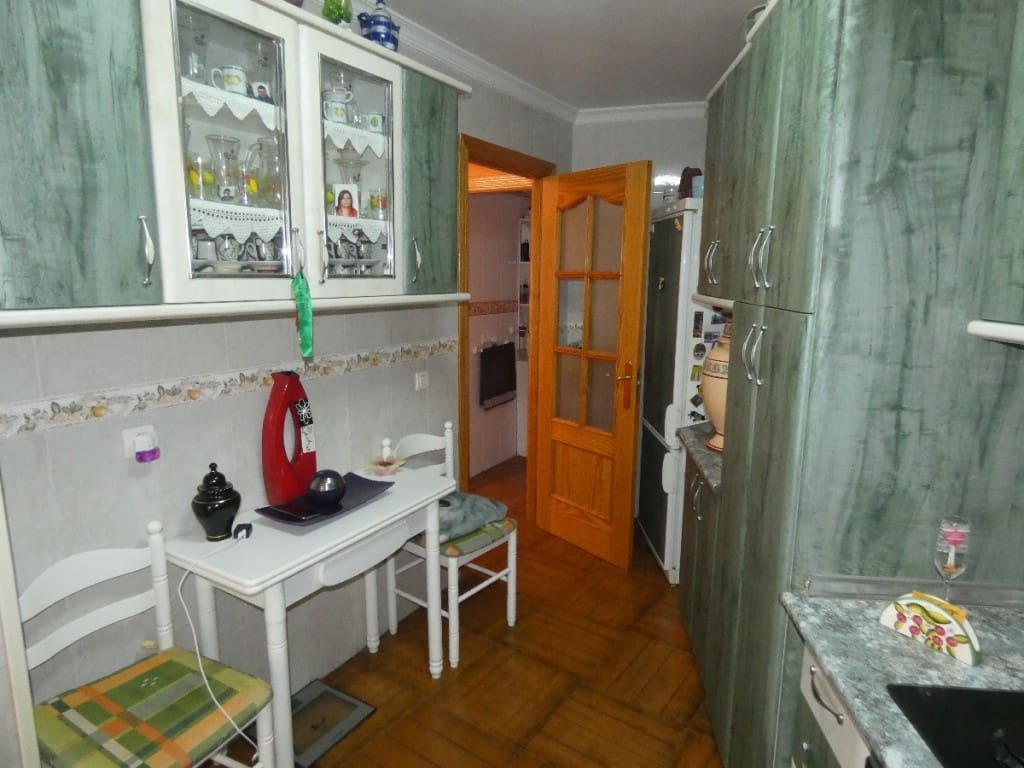 9 soverom Restaurant/Bar til salgs i Alcaucin - € 649 000 (Ref: 3771106)