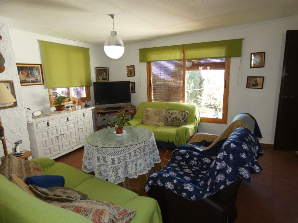 9 soverom Restaurant/Bar til salgs i Alcaucin - € 649 000 (Ref: 3771106)