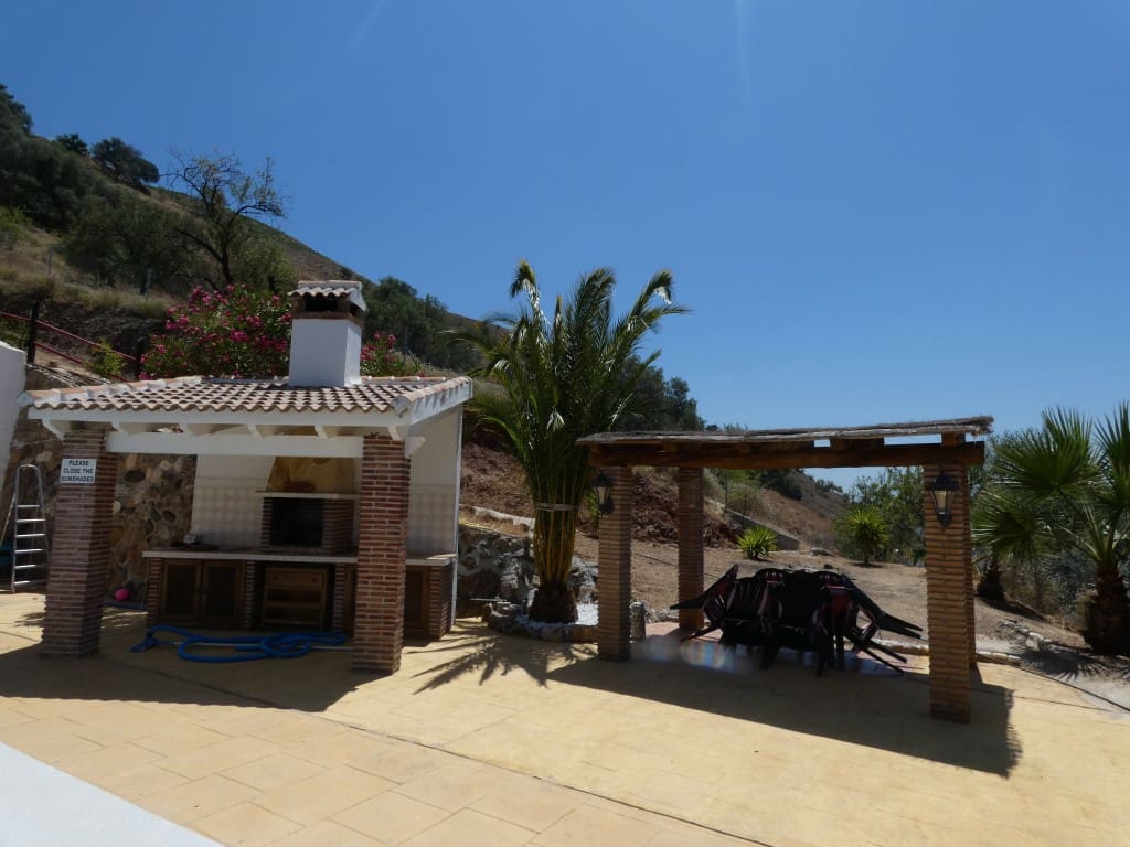 4 sovrum Finca/Hus på landet till salu i El Borge med pool - 399 000 € (Ref: 4045844)