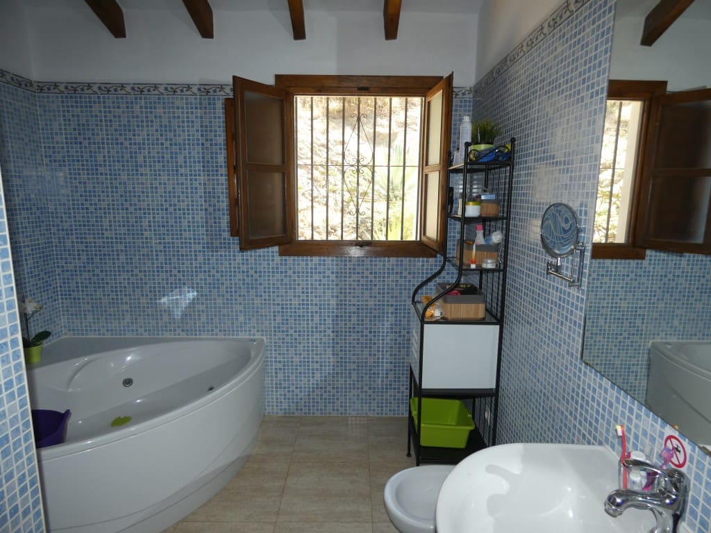 4 sovrum Finca/Hus på landet till salu i El Borge med pool - 399 000 € (Ref: 4045844)