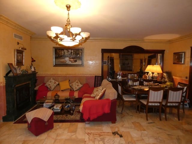 5 camera da letto Villa in vendita in Alhaurín de la Torre con piscina garage - 850.000 € (Rif: 4235182)