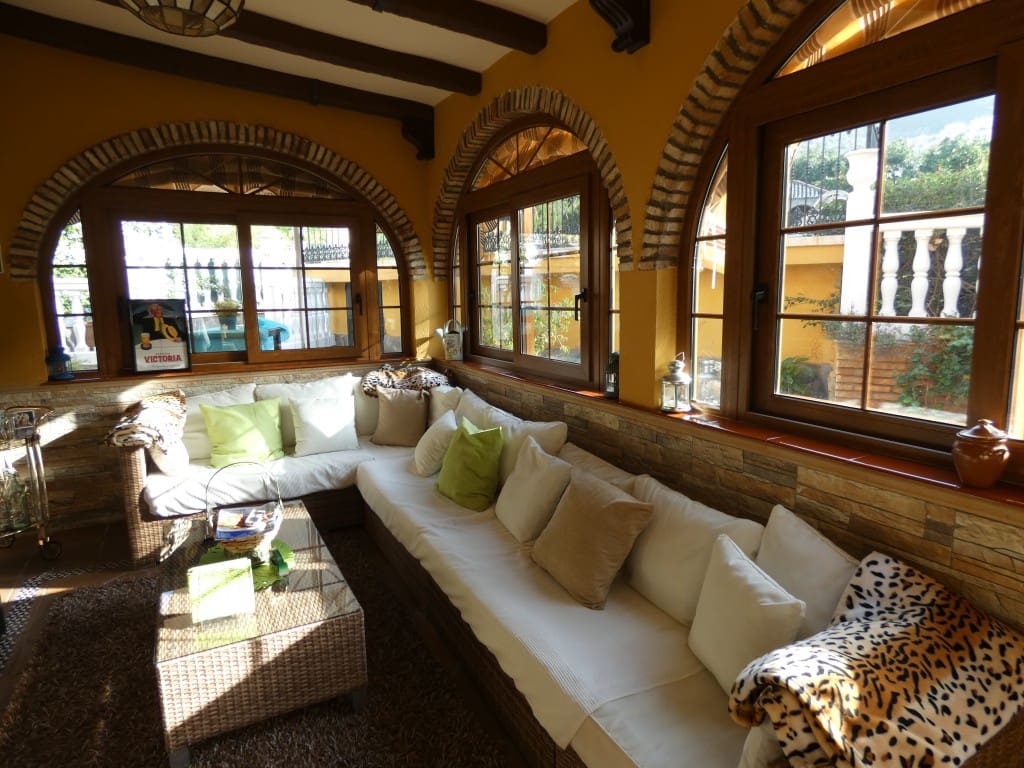 5 makuuhuone Huvila myytävänä paikassa Alhaurin de la Torre mukana uima-altaan 
autotalli - 850 000 € (Ref: 4235182)