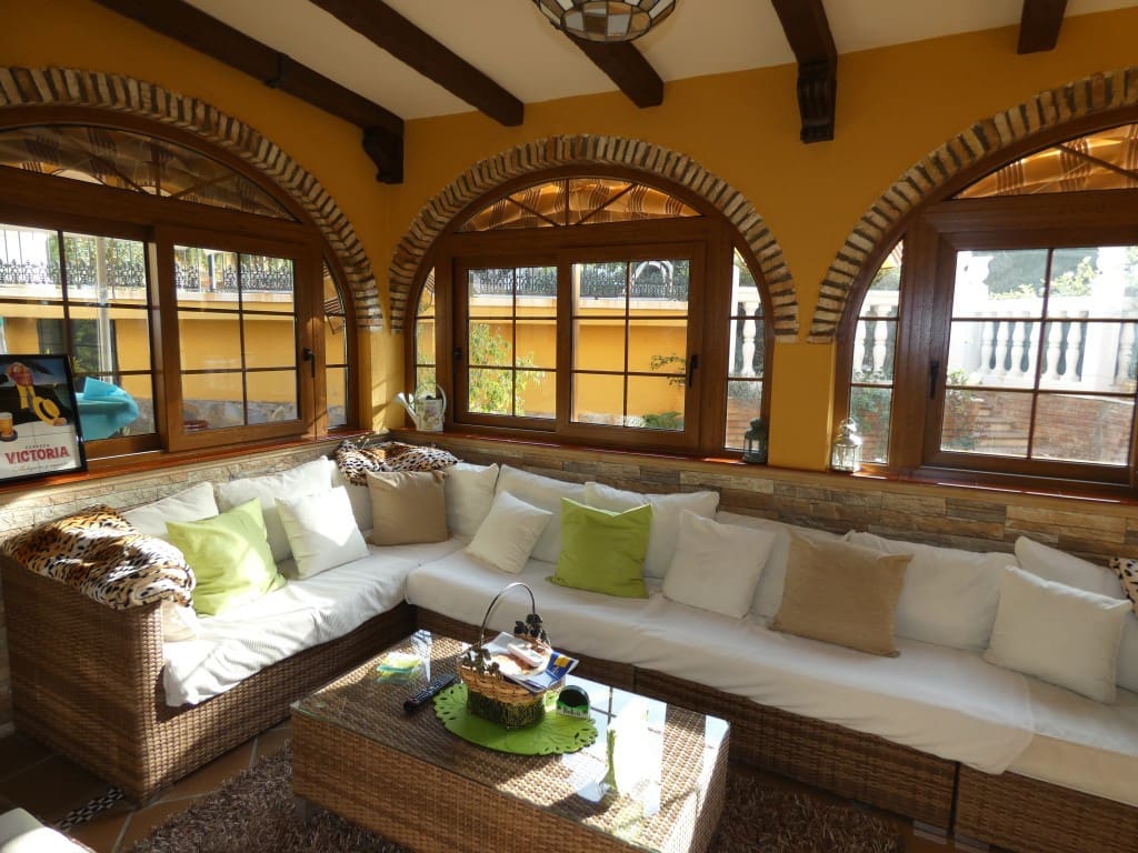 5 makuuhuone Huvila myytävänä paikassa Alhaurin de la Torre mukana uima-altaan 
autotalli - 850 000 € (Ref: 4235182)