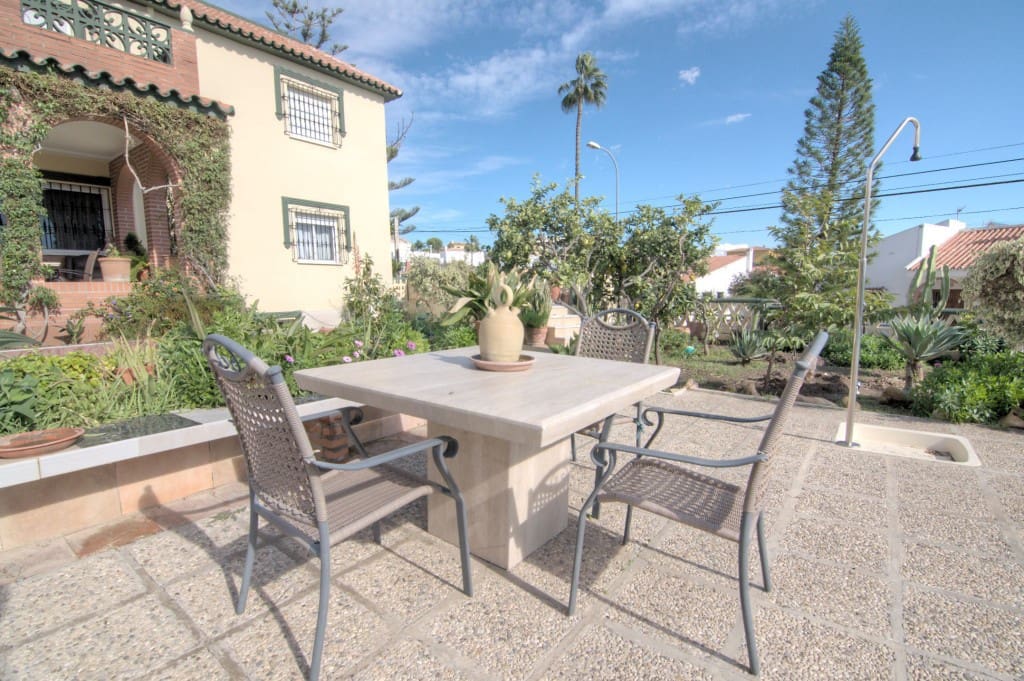 3 slaapkamer Flat te huur in Chilches met zwembad - € 1.050 (Ref: 4314395)