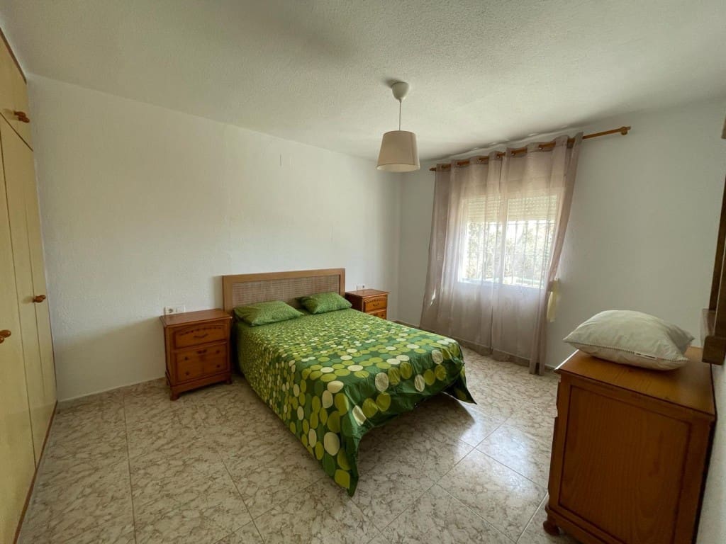 3 slaapkamer Flat te huur in Chilches met zwembad - € 1.050 (Ref: 4314395)